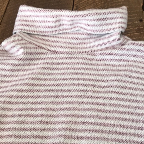 Women’s Size Small A New Day Turtleneck Sweater - Picture 4 of 8